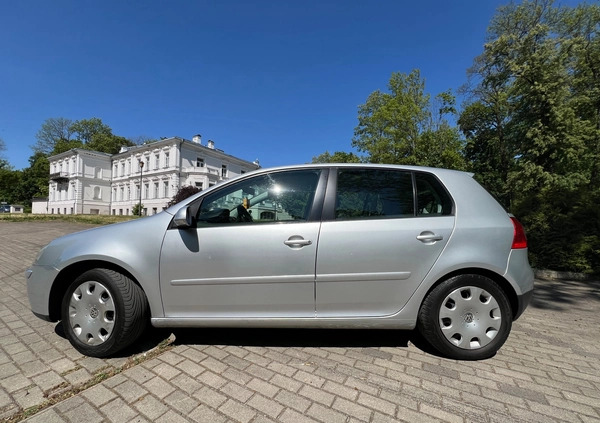 Volkswagen Golf cena 12900 przebieg: 157000, rok produkcji 2006 z Białystok małe 172